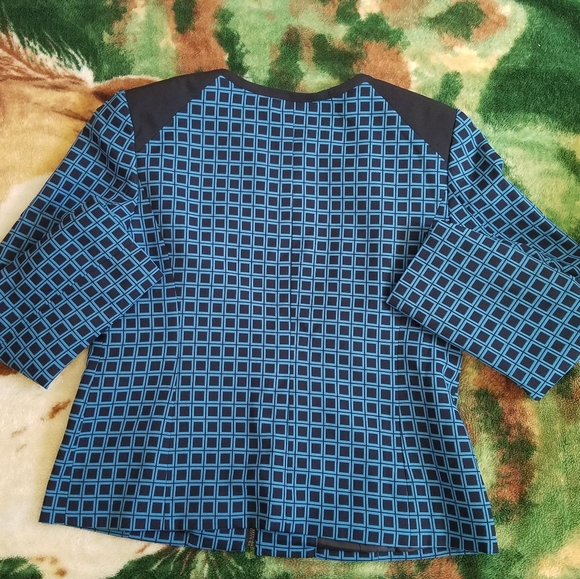 Patterned Suit Jacket Size 16 - Picture 6 of 10